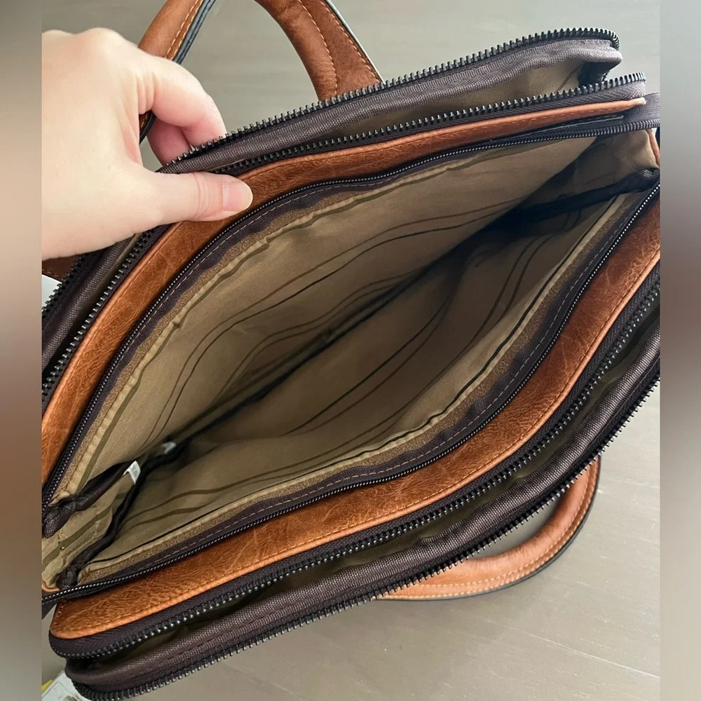 🧡🧡🧡Laptop bag 🧡🧡🧡